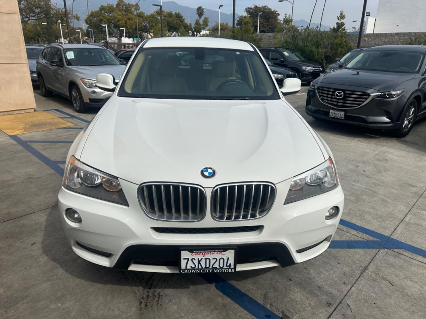 2013 WHITE /Tan BMW X3 xDrive28i (5UXWX9C54D0) with an 3.0L L6 DOHC 24V engine, 8-Speed Automatic transmission, located at 30 S. Berkeley Avenue, Pasadena, CA, 91107, (626) 248-7567, 34.145447, -118.109398 - Photo#7